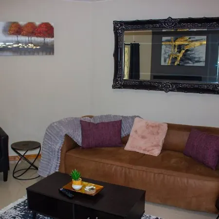 A Homely And Secure 2 Bedroom With Uncapped Wifi Joanesburgo Exterior foto